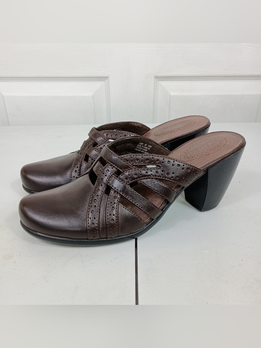 Clarks Mules 9 Womens Brown Leather Caged Block Heel Slip On Slides Earthcore